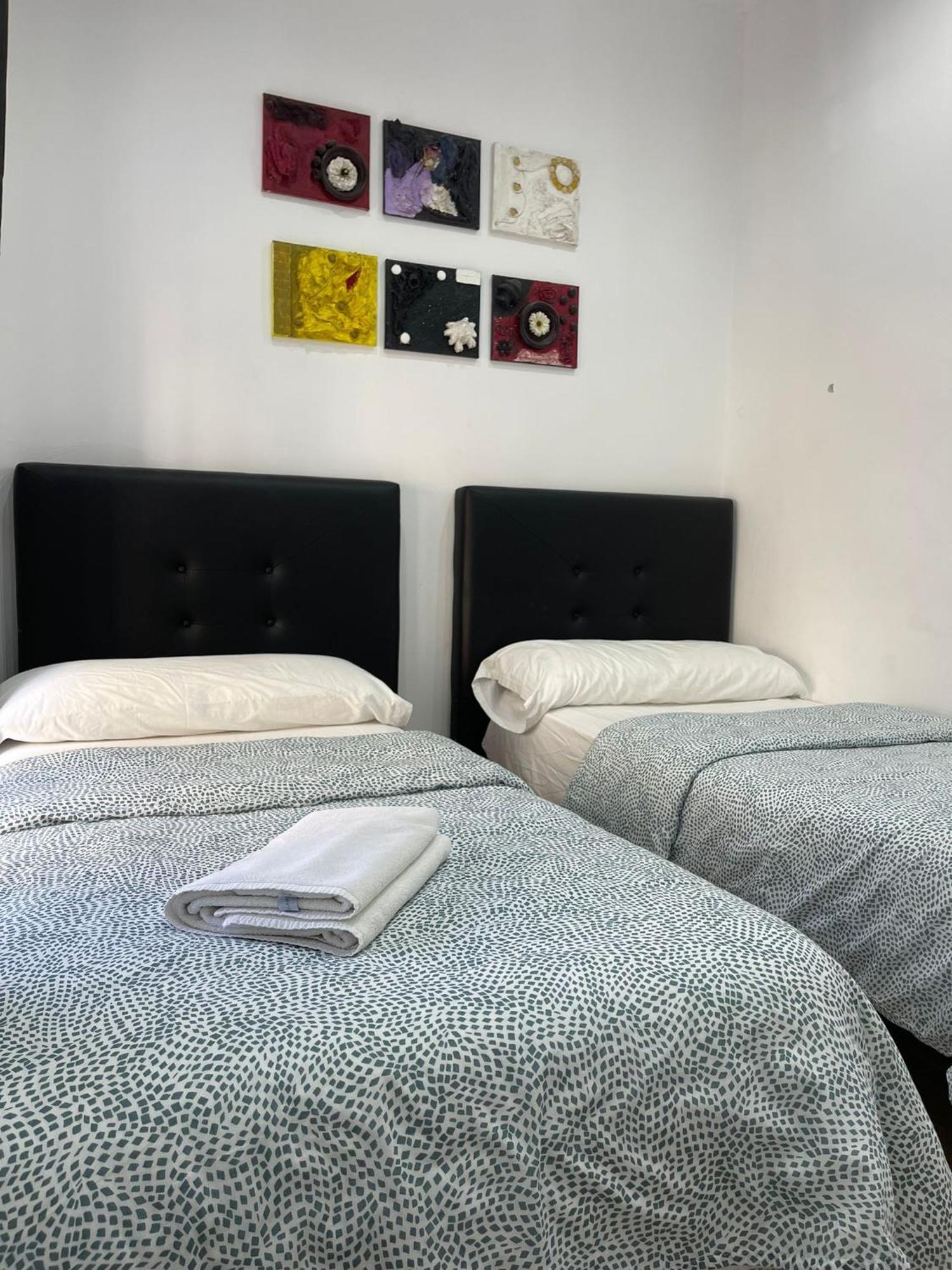 Downtown Apartments อาลิกันเต ห้อง รูปภาพ